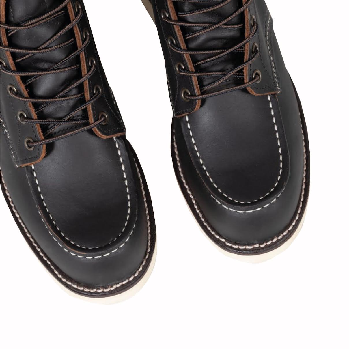 Redwing Classic Moc Toe Boot 8849 - Black Prairie