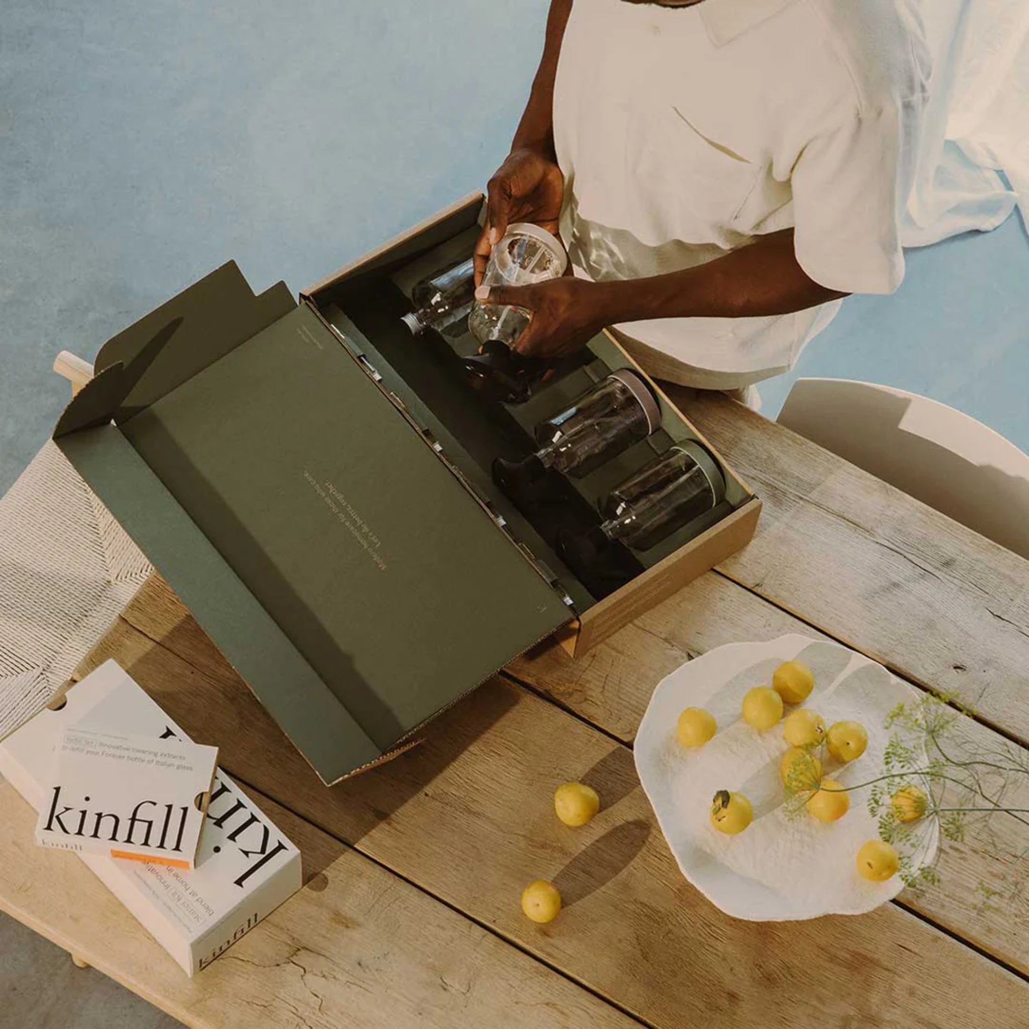 Kinfill Full House Collection, eco-friendly aluminum bottles and ultra-concentrated refills.