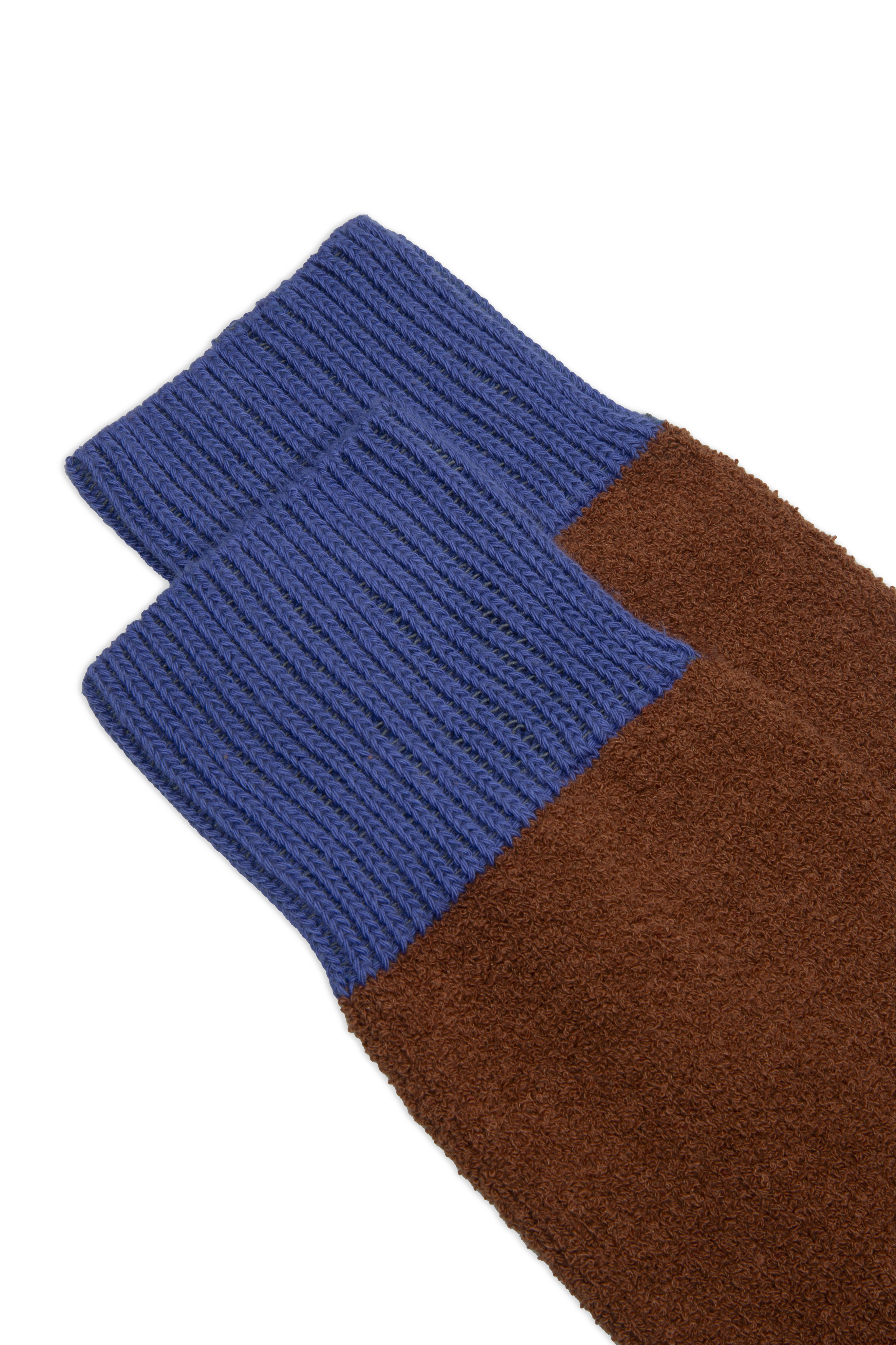 Close-up of Zen Socks - Brown by Ant45, showcasing Italian craftsmanship and terry sole.