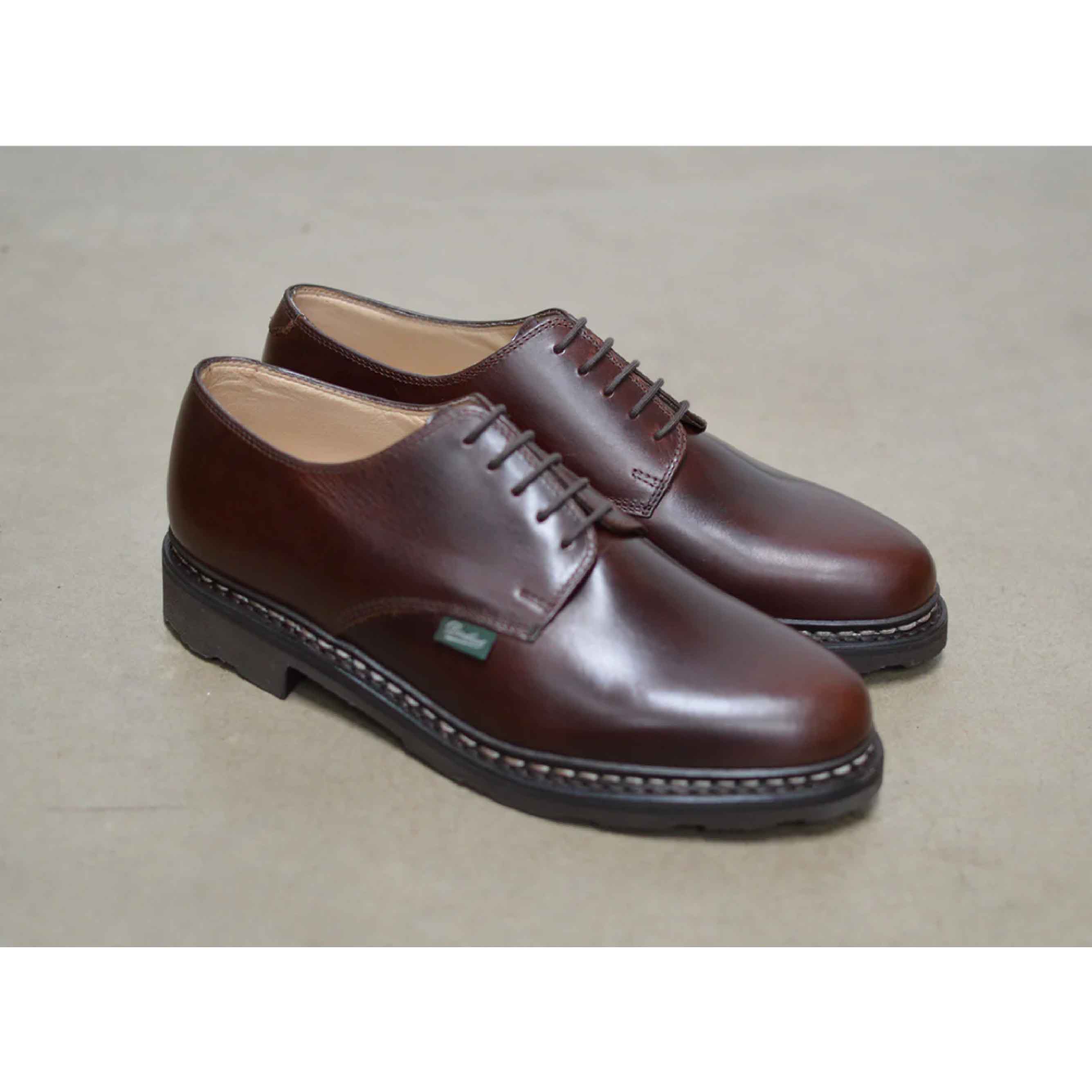 Heel view of Arles Griff Marron by Paraboot, smooth leather finish.